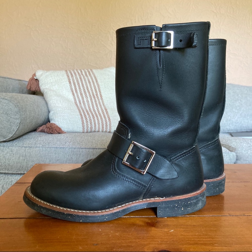 Red Wing leather boots- like new!